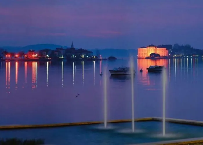 Lägenhet Marina & *