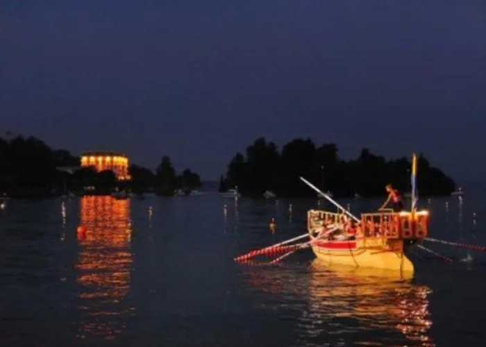 Marina & 아파트 *